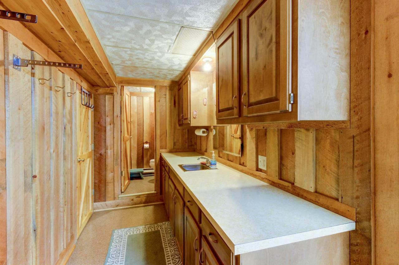 Foothill Cabin Creston المظهر الخارجي الصورة